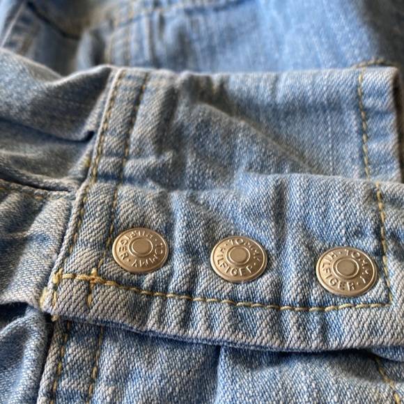 Tommy Hilfiger size 20 denim shirt - Picture 4 of 4